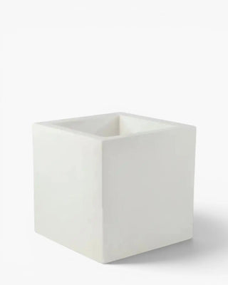 Vondom Cubo Planter vase in polyethylene White 2001 h 40 cm - Buy now on ShopDecor - Discover the best products by VONDOM design