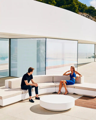 Vondom Vela low round coffee table in polyethylene - Buy now on ShopDecor - Discover the best products by VONDOM design